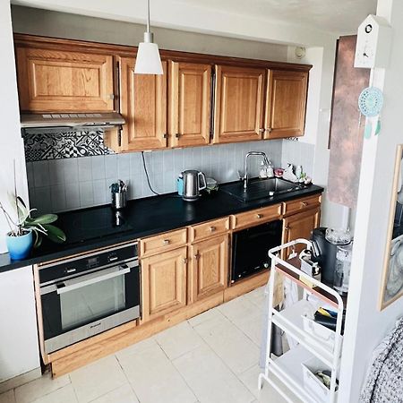 Chambre Famille D'Accueil Entre Paris Et Disney Douze Minutes Centre Paris Quinze Euros De Plus Pour Frais De Menage Neuilly-sur-Marne Esterno foto